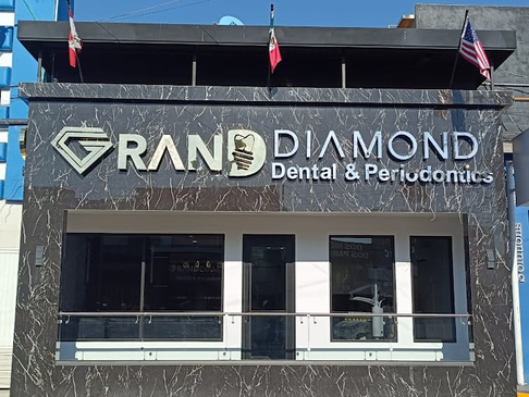 Slider image (6) Grand Diamond Dental & Periodontics